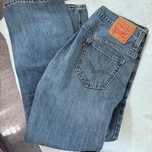 Levi's Classic Blue Jeans with Signature Patch